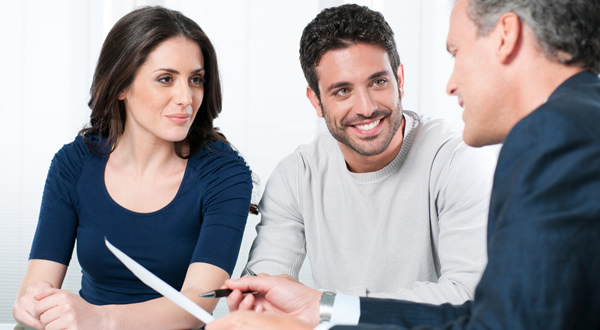 couple in a meeting